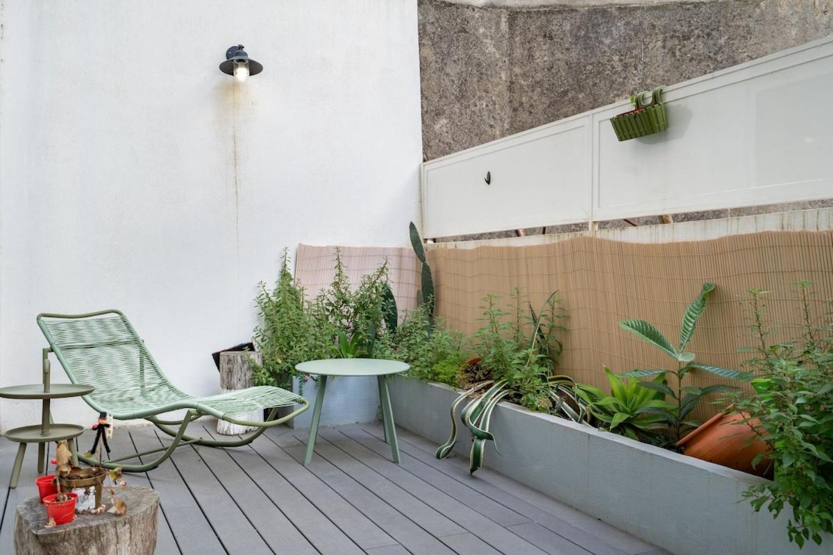 T2 With Ac And Patio Near Av Da Liberdade Lisbon