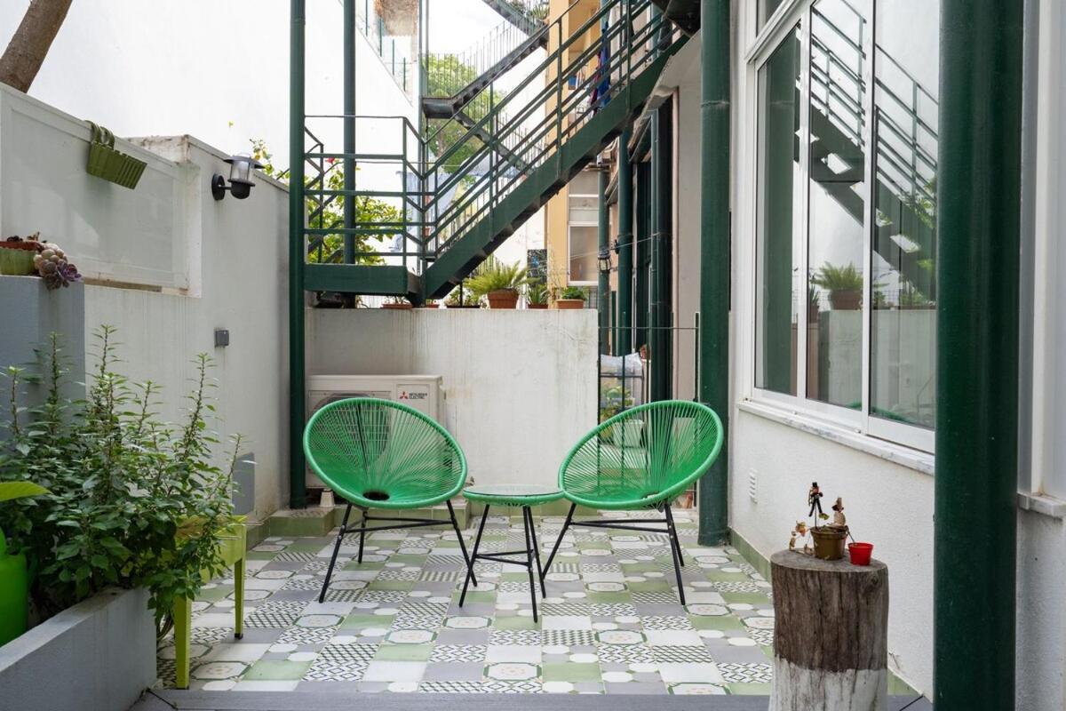 Apartment T2 With Ac And Patio Near Av Da Liberdade Lisbon